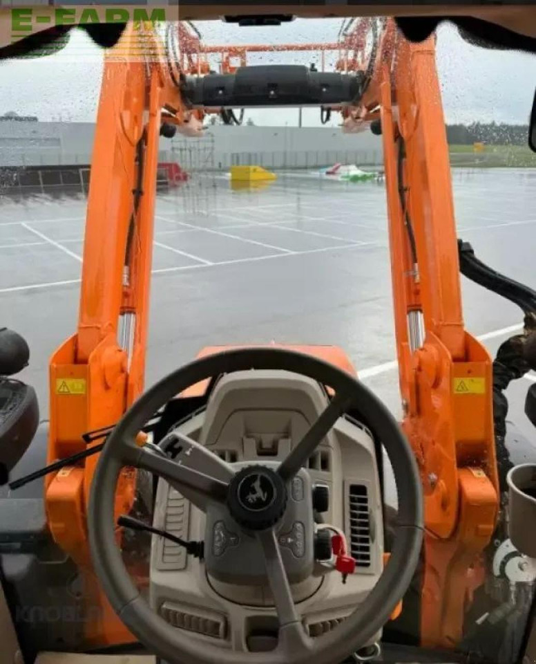 Трактор John Deere 6120m: фото 7