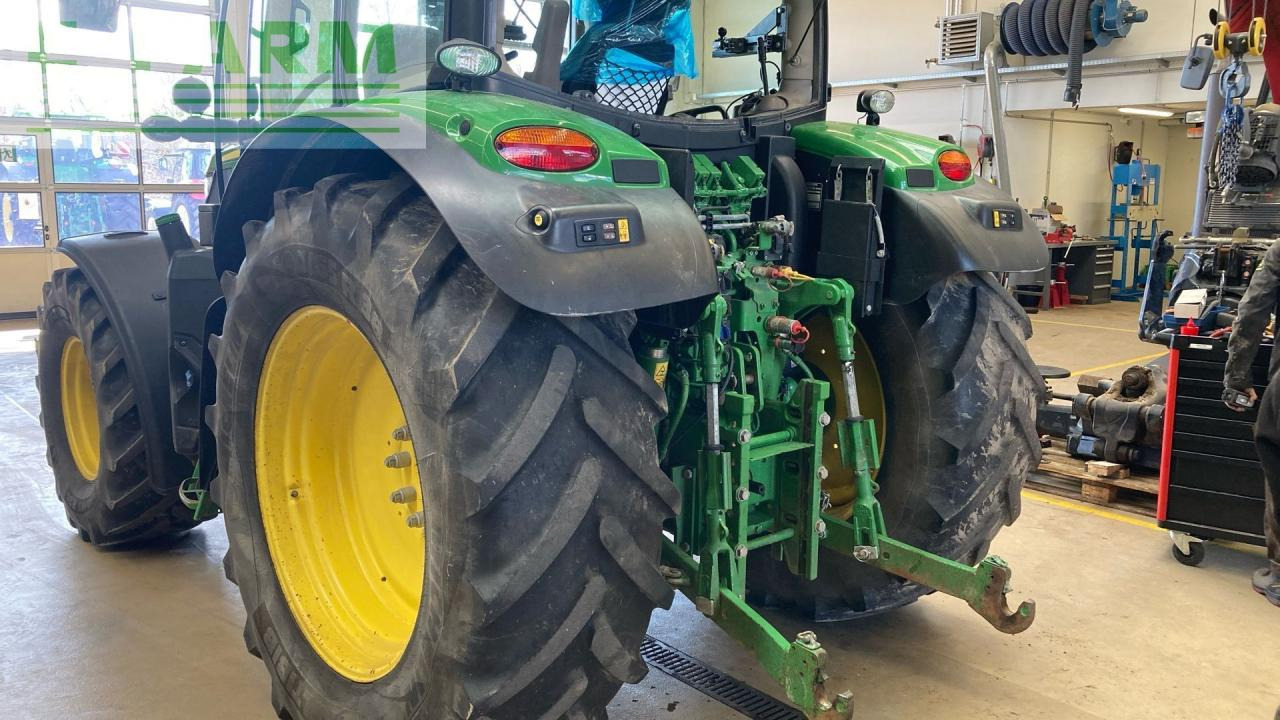Трактор John Deere 6130R: фото 6 Трактор John Deere 6130R: фото 6