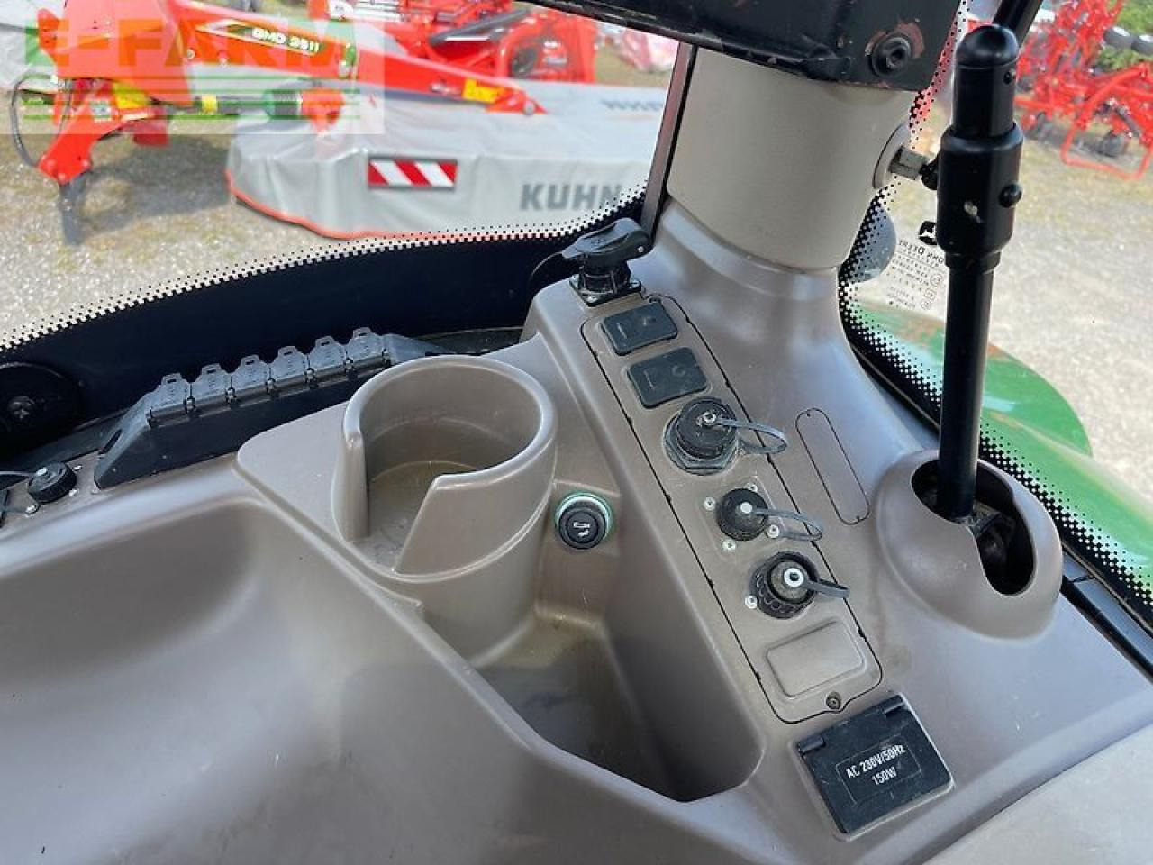 Трактор John Deere 6130r: фото 14