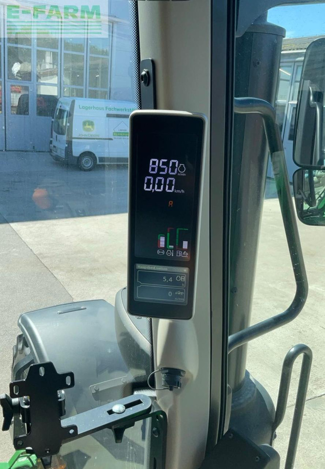 Трактор John Deere 6175 M: фото 19