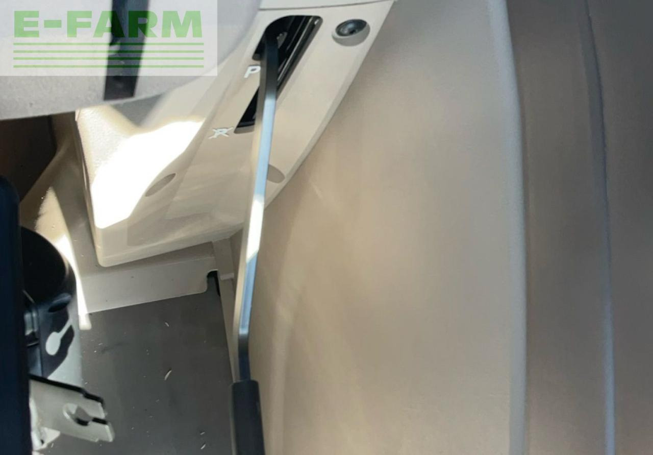 Трактор John Deere 6175 M: фото 22