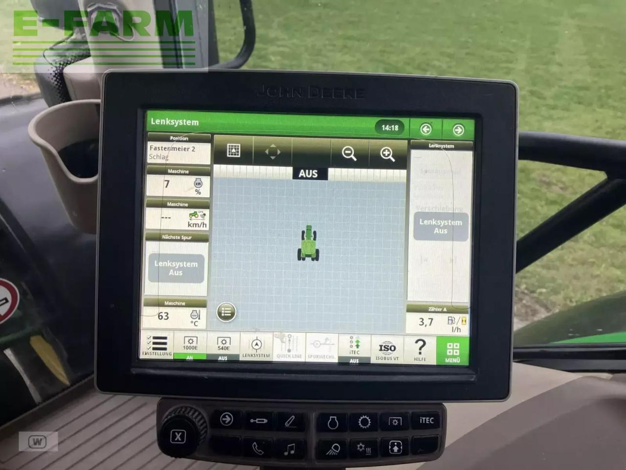 Трактор John Deere 6215r: фото 23