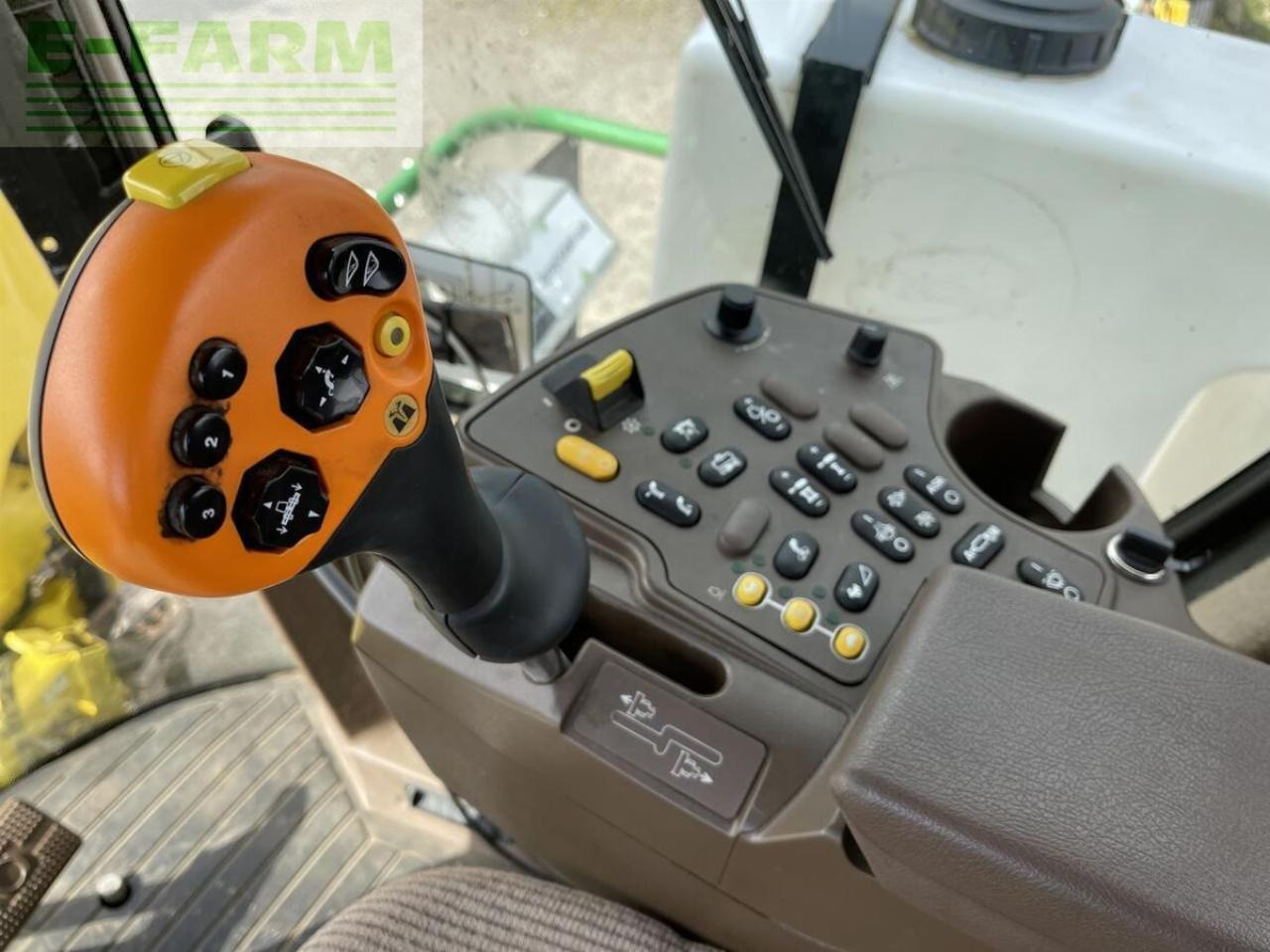 Кормоуборочный комбайн John Deere 7380i prodrive mit kemper 8rh u. pu: фото 16