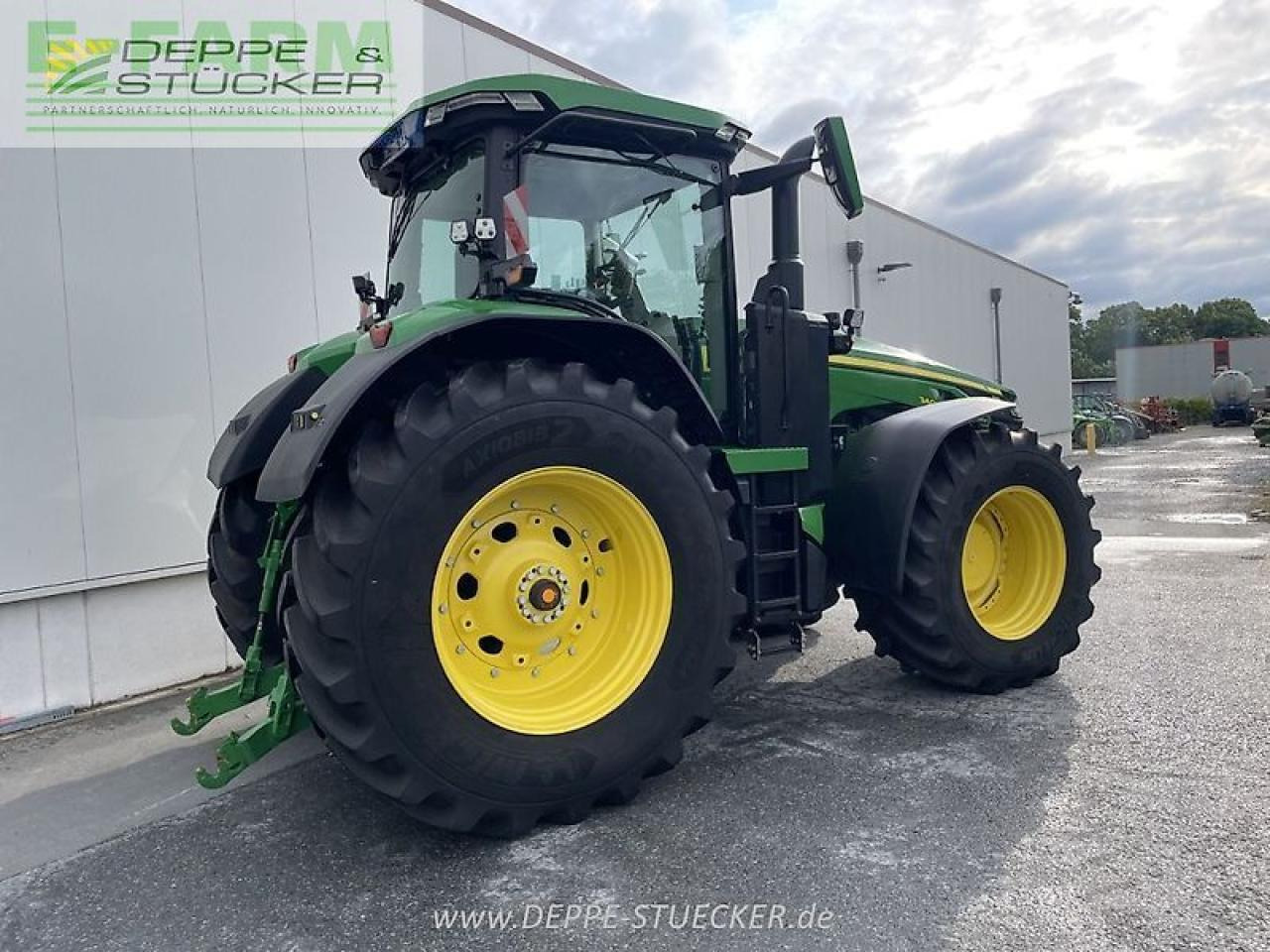 John Deere 8r 340 - Трактор: фото 4 John Deere 8r 340 - Трактор: фото 4