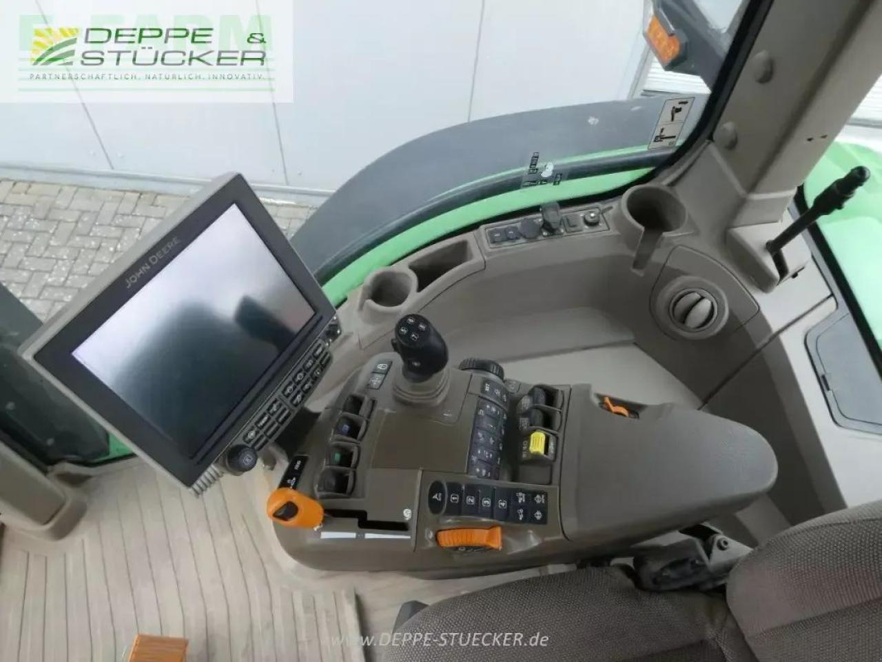 Трактор John Deere 8r 370: фото 24