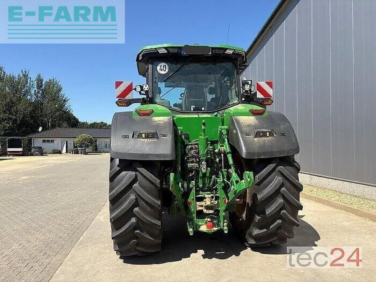 John Deere 8r340 - Трактор: фото 3 John Deere 8r340 - Трактор: фото 3