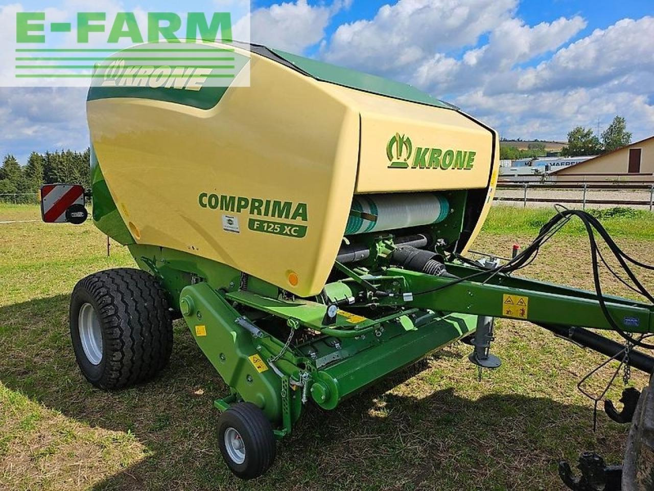 Krone comprima f 125 xc - Пресс-подборщик тюковый: фото 1 Krone comprima f 125 xc - Пресс-подборщик тюковый: фото 1