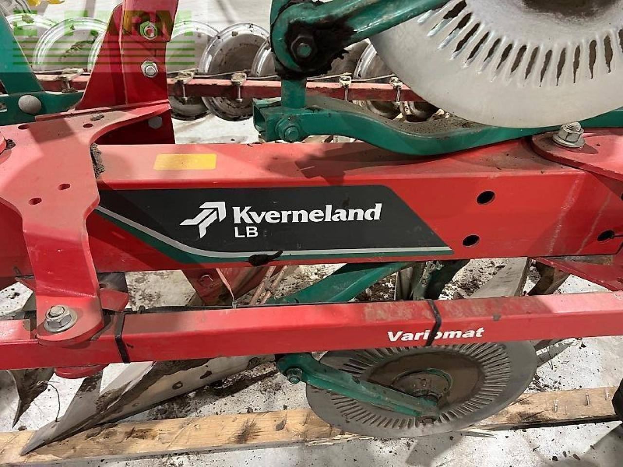 Kverneland lb 5 schaar met vss - Плуг: фото 2 Kverneland lb 5 schaar met vss - Плуг: фото 2