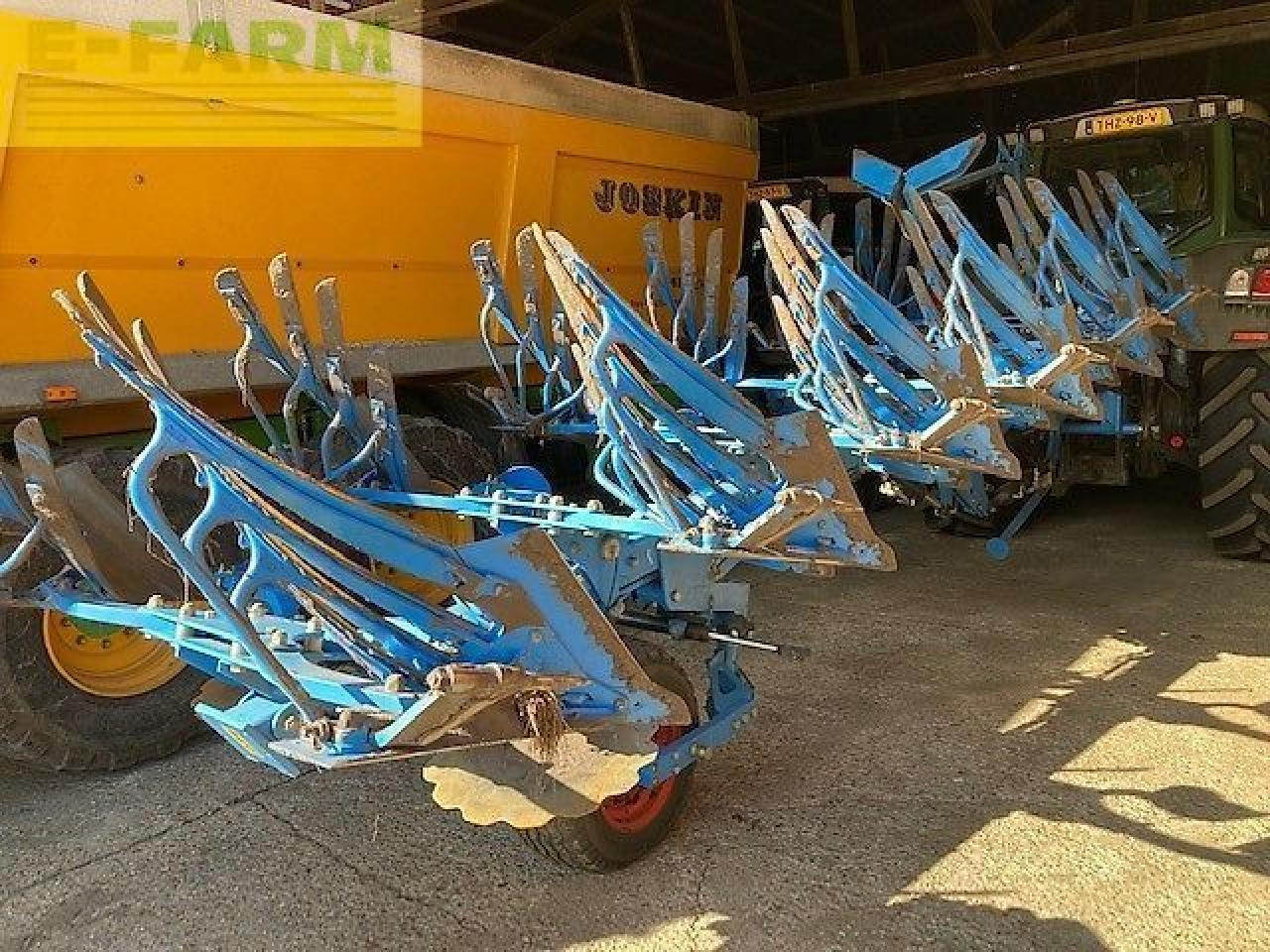 Lemken juwel 8 v 6-schaar on-land - Плуг: фото 1 Lemken juwel 8 v 6-schaar on-land - Плуг: фото 1