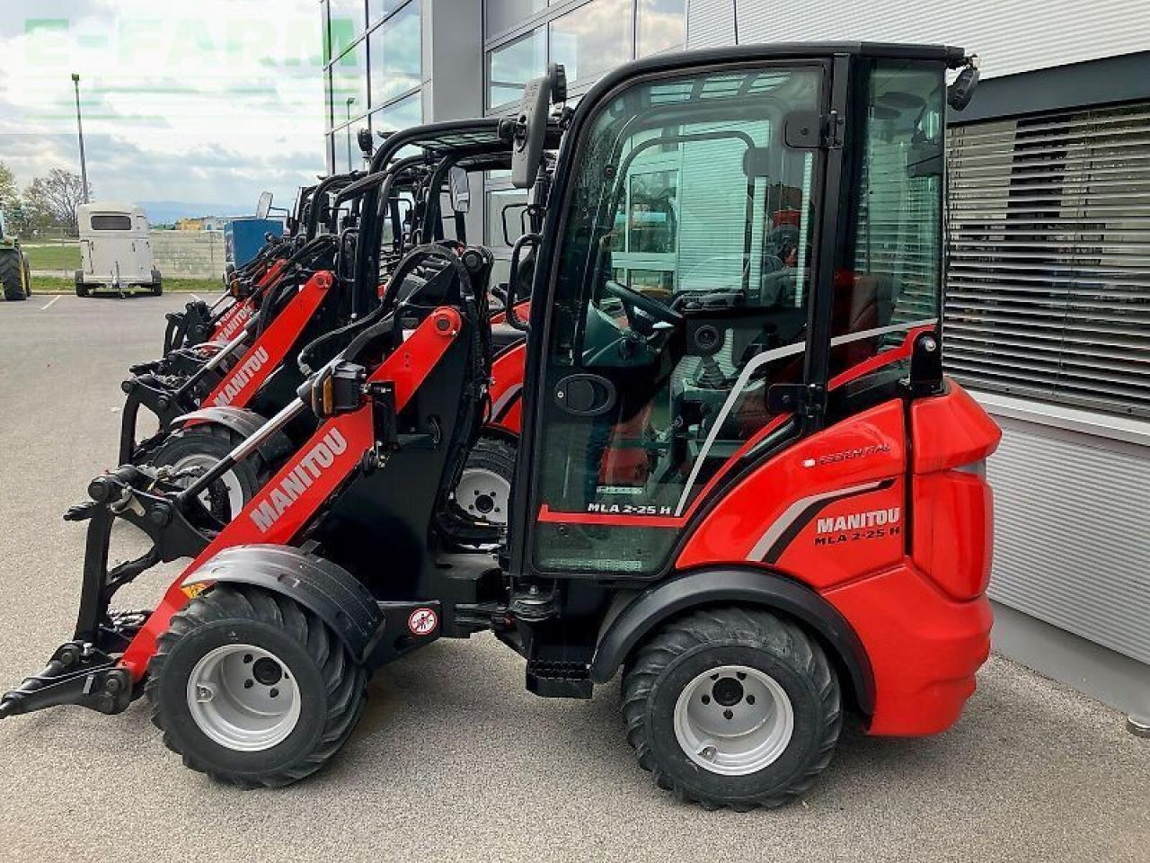Компактный фронтальный погрузчик Manitou mla2-25: фото 11