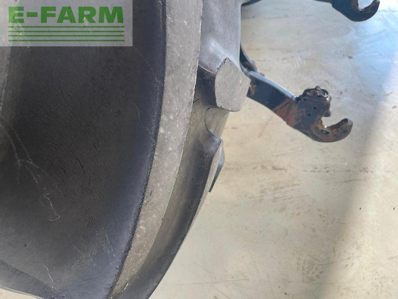 Трактор Massey Ferguson 6480: фото 28 Трактор Massey Ferguson 6480: фото 28