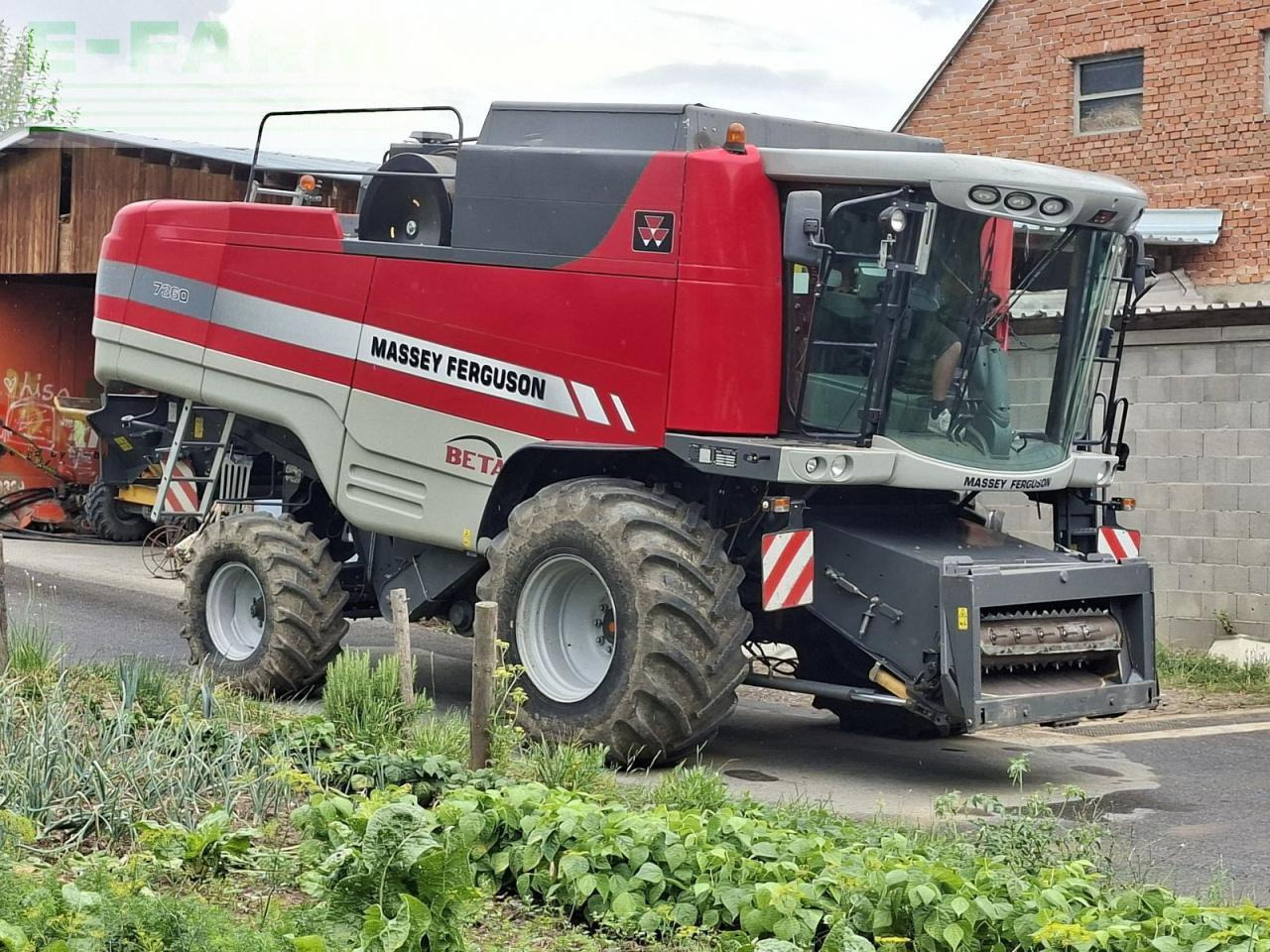 Massey Ferguson mähdrescher massey ferguson 7360 beta - Зерноуборочный комбайн: фото 1 Massey Ferguson mähdrescher massey ferguson 7360 beta - Зерноуборочный комбайн: фото 1