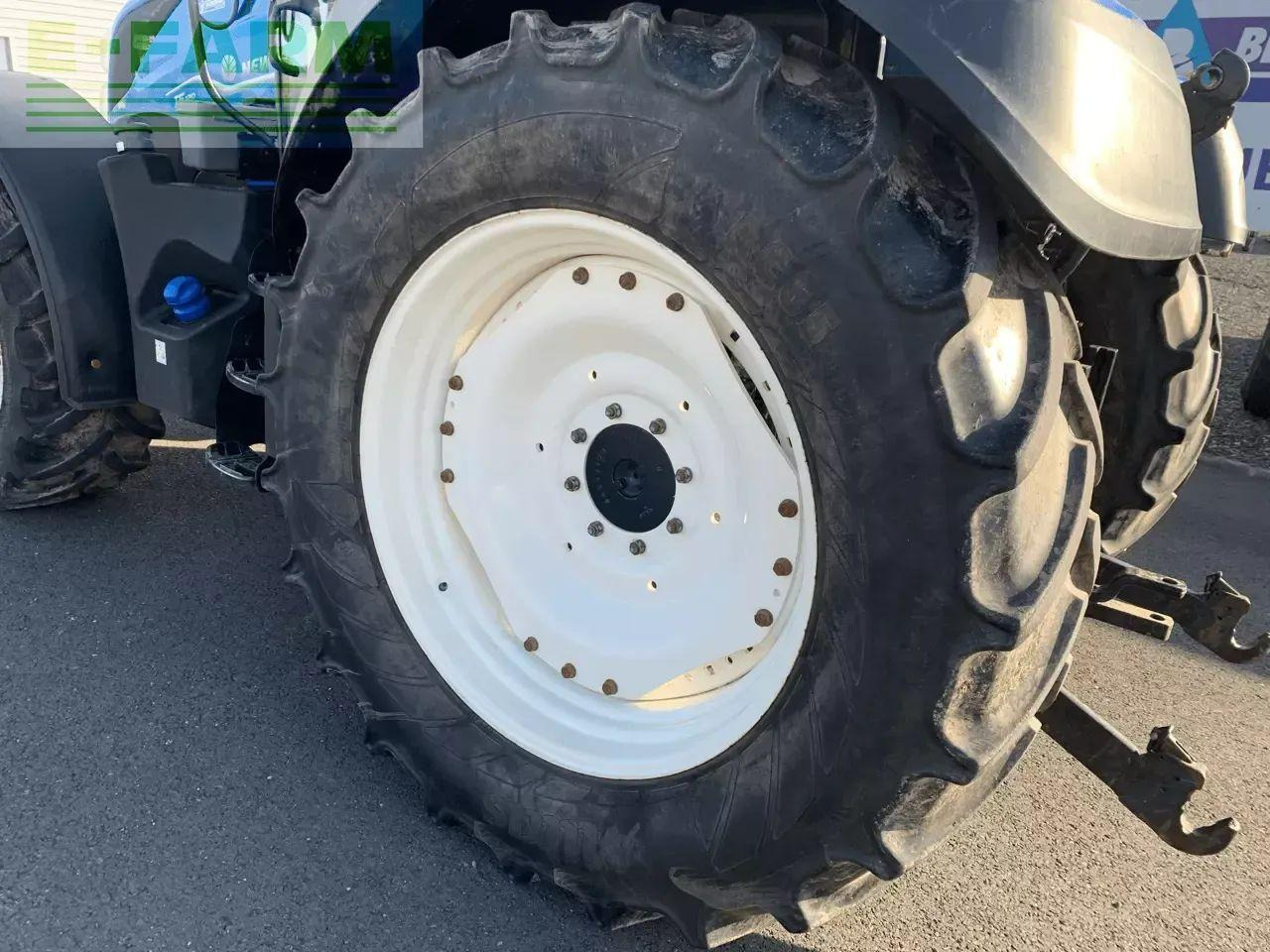 Трактор New Holland t5.120 dynamic command: фото 10