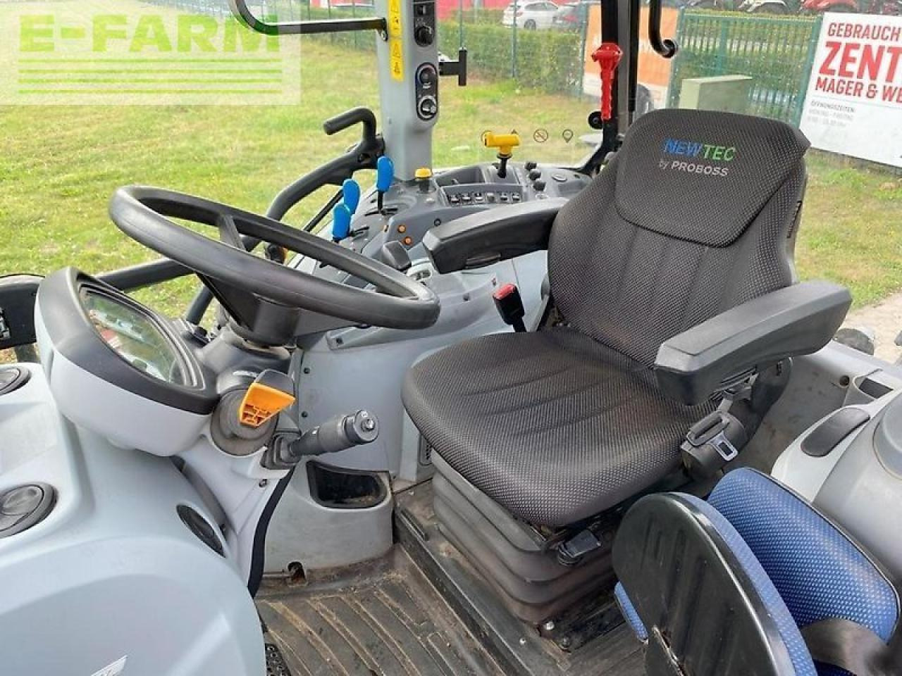 Трактор New Holland t5.120 electro command: фото 7 Трактор New Holland t5.120 electro command: фото 7