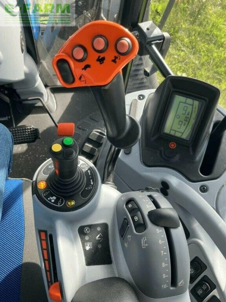 Трактор New Holland t6.145: фото 7