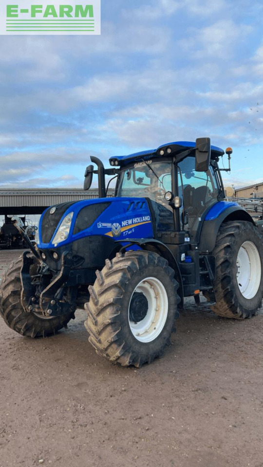 New Holland t7.165s range command s5 S - Трактор: фото 1 New Holland t7.165s range command s5 S - Трактор: фото 1