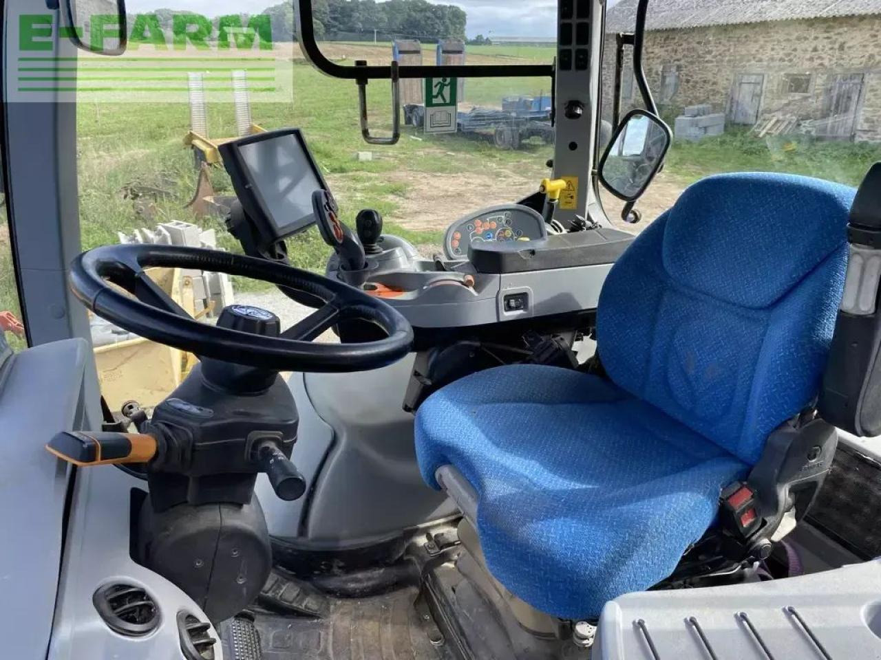 Трактор New Holland t7 200 autocommand: фото 8