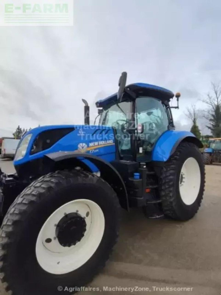 New Holland t7 230 - Трактор: фото 3 New Holland t7 230 - Трактор: фото 3