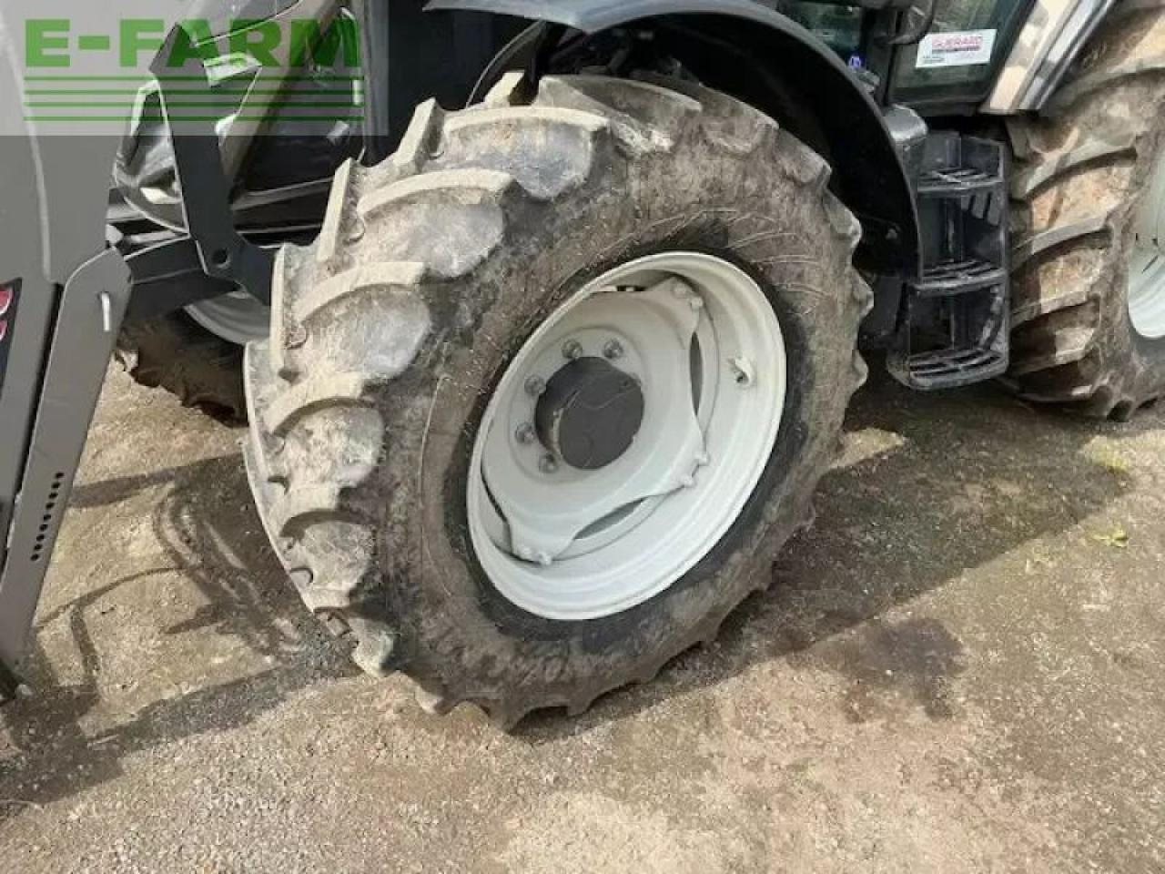 Трактор Valtra a105: фото 8