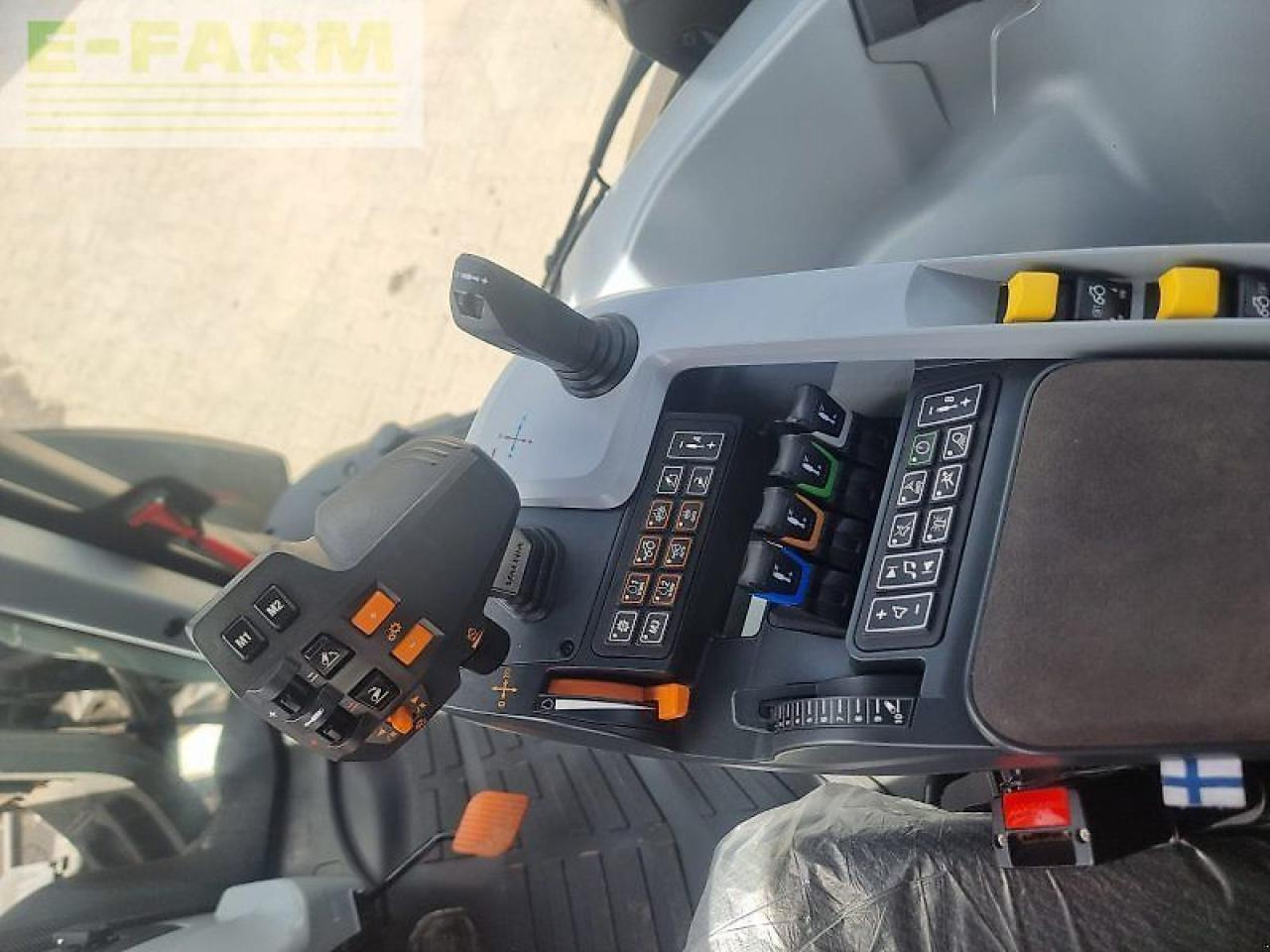 Трактор Valtra n175 d: фото 15