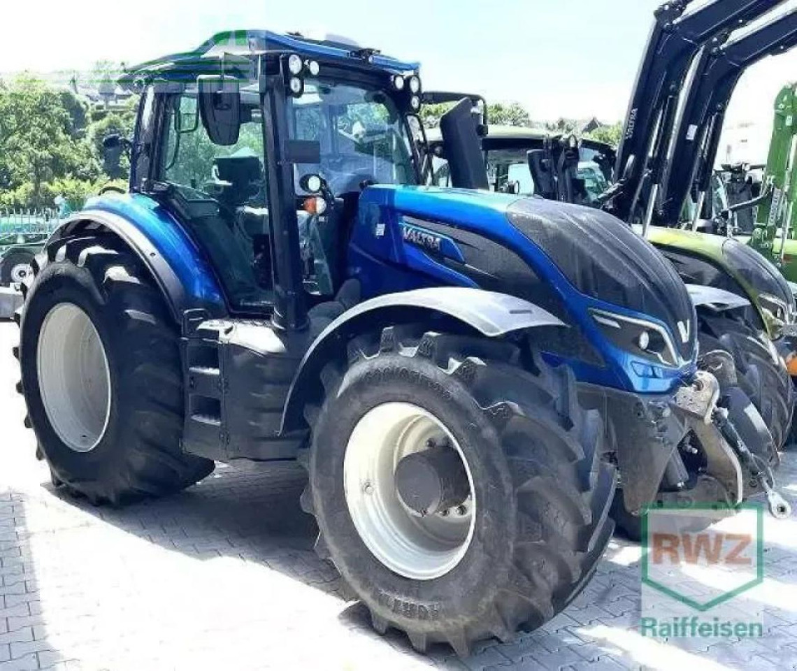 Valtra t 234 direct mit rüfa Direct - Трактор: фото 1 Valtra t 234 direct mit rüfa Direct - Трактор: фото 1