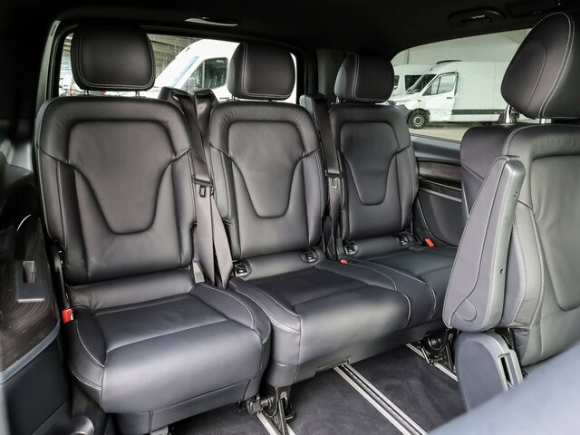 MERCEDES-BENZ EQV 300 Avantgarde,lang,7Sitze,2xSchiebetür,LED... - Пассажирский фургон, Электрический фургон: фото 3 MERCEDES-BENZ EQV 300 Avantgarde,lang,7Sitze,2xSchiebetür,LED... - Пассажирский фургон, Электрический фургон: фото 3