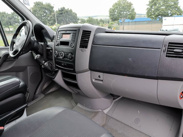 MERCEDES-BENZ Sprinter 316CDI DOKA,Allrad,Klima... - Малотоннажный бортовой грузовик, Грузопассажирский фургон: фото 3 MERCEDES-BENZ Sprinter 316CDI DOKA,Allrad,Klima... - Малотоннажный бортовой грузовик, Грузопассажирский фургон: фото 3