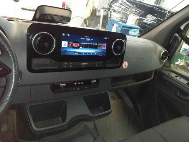 MERCEDES-BENZ Sprinter 317 CDI,3665mm,Automatik,Kamera... - Цельнометаллический фургон: фото 5 MERCEDES-BENZ Sprinter 317 CDI,3665mm,Automatik,Kamera... - Цельнометаллический фургон: фото 5