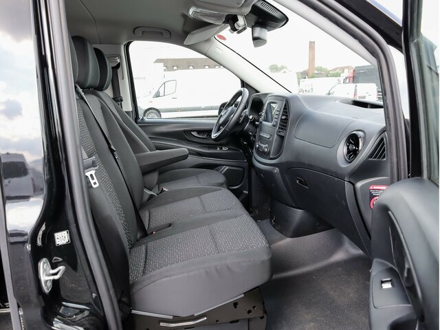 MERCEDES-BENZ Vito 116CDI lang,TourerPro,2xKlima,9Sitze,Kamera - Пассажирский фургон: фото 3 MERCEDES-BENZ Vito 116CDI lang,TourerPro,2xKlima,9Sitze,Kamera - Пассажирский фургон: фото 3