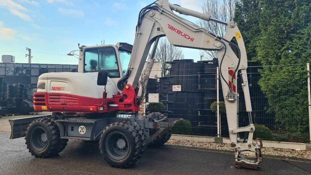 Takeuchi TB 295 W, Powertilt, Schnellwechsler MS08, Klima - Колёсный экскаватор: фото 2 Takeuchi TB 295 W, Powertilt, Schnellwechsler MS08, Klima - Колёсный экскаватор: фото 2