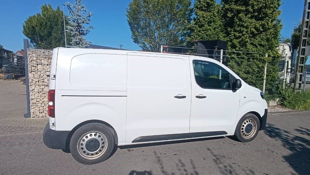 Toyota Proace 1.6 D, Transporter Kasten Schiebetür Klima - Фургон с закрытым кузовом: фото 3 Toyota Proace 1.6 D, Transporter Kasten Schiebetür Klima - Фургон с закрытым кузовом: фото 3