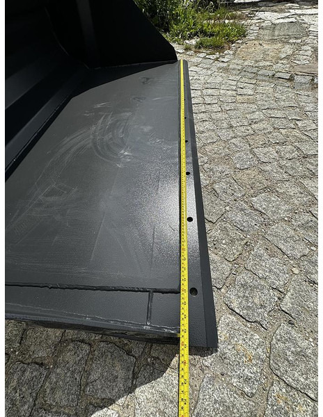 Big Schwergutschaufel 180 cm mit Euro Aufnahme - Ковш: фото 4 Big Schwergutschaufel 180 cm mit Euro Aufnahme - Ковш: фото 4