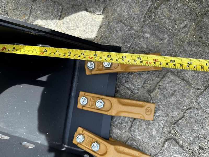 Big Tieflöffel 30cm mit MAR03 Aufnahme - Ковш: фото 4 Big Tieflöffel 30cm mit MAR03 Aufnahme - Ковш: фото 4