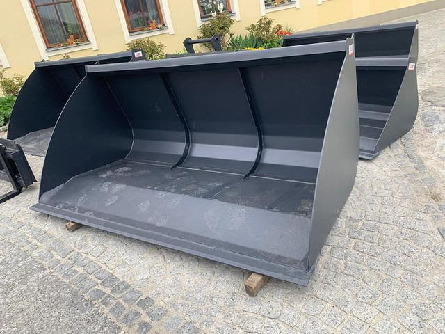 Big Volumenschaufel 250 cm mit Euro Aufnahme - Микроавтобус, Пассажирский фургон: фото 2 Big Volumenschaufel 250 cm mit Euro Aufnahme - Микроавтобус, Пассажирский фургон: фото 2