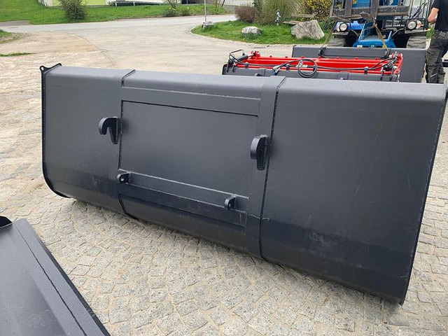 Big Volumenschaufel 250 cm mit Euro Aufnahme - Микроавтобус, Пассажирский фургон: фото 4 Big Volumenschaufel 250 cm mit Euro Aufnahme - Микроавтобус, Пассажирский фургон: фото 4