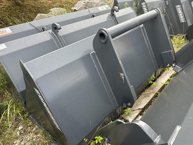 Big Schwergutschaufel 200 cm mit Bobcat Teleskoplader Aufnahme - Навесное оборудование: фото 3 Big Schwergutschaufel 200 cm mit Bobcat Teleskoplader Aufnahme - Навесное оборудование: фото 3