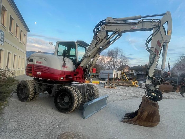 Takeuchi TB295W Mobilbagger - Экскаватор: фото 3 Takeuchi TB295W Mobilbagger - Экскаватор: фото 3