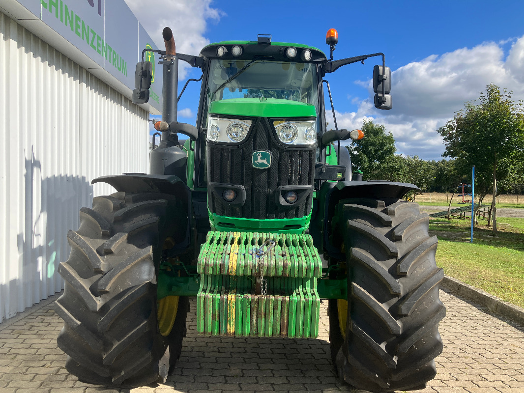 Трактор John Deere 6175M: фото 11