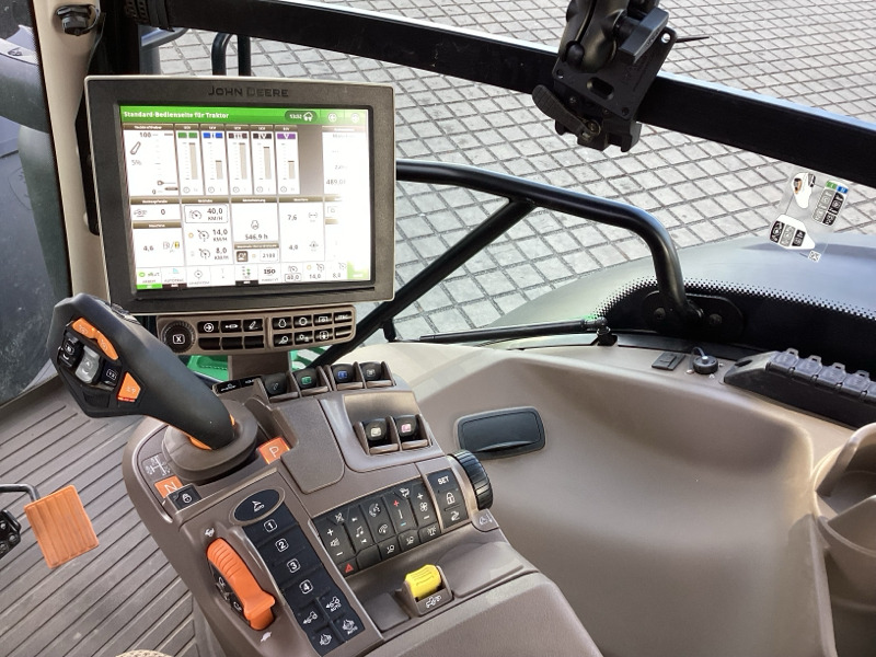 John Deere 6R215 CommandPro/ Garantie bis 06/27 - Трактор: фото 3 John Deere 6R215 CommandPro/ Garantie bis 06/27 - Трактор: фото 3