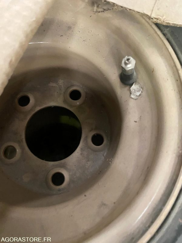 4 Roues completes CARLISLE 18 X 9.50-8 pour DITCH WITCH R300 - Строительное оборудование: фото 3 4 Roues completes CARLISLE 18 X 9.50-8 pour DITCH WITCH R300 - Строительное оборудование: фото 3
