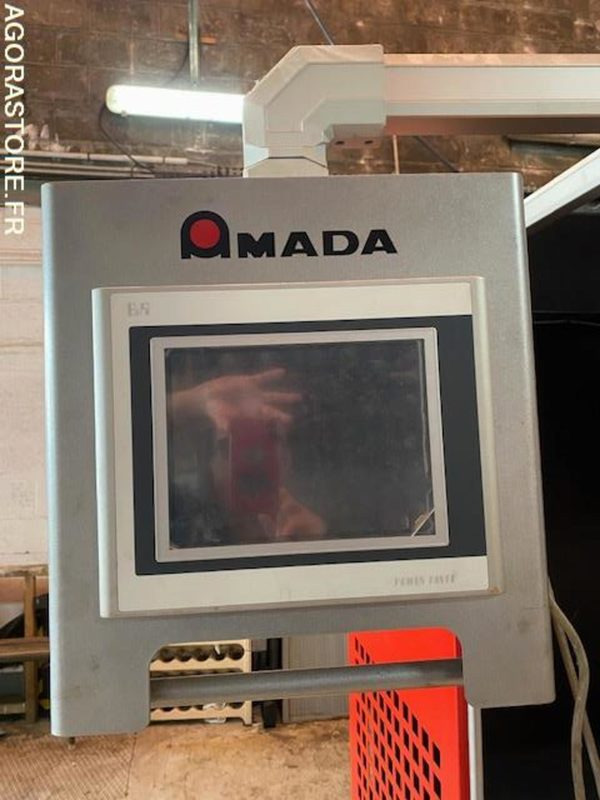 AMADA PRESSE-PLIEUSE HYDRAULIQUE - Инструмент/ Оборудование: фото 2 AMADA PRESSE-PLIEUSE HYDRAULIQUE - Инструмент/ Оборудование: фото 2