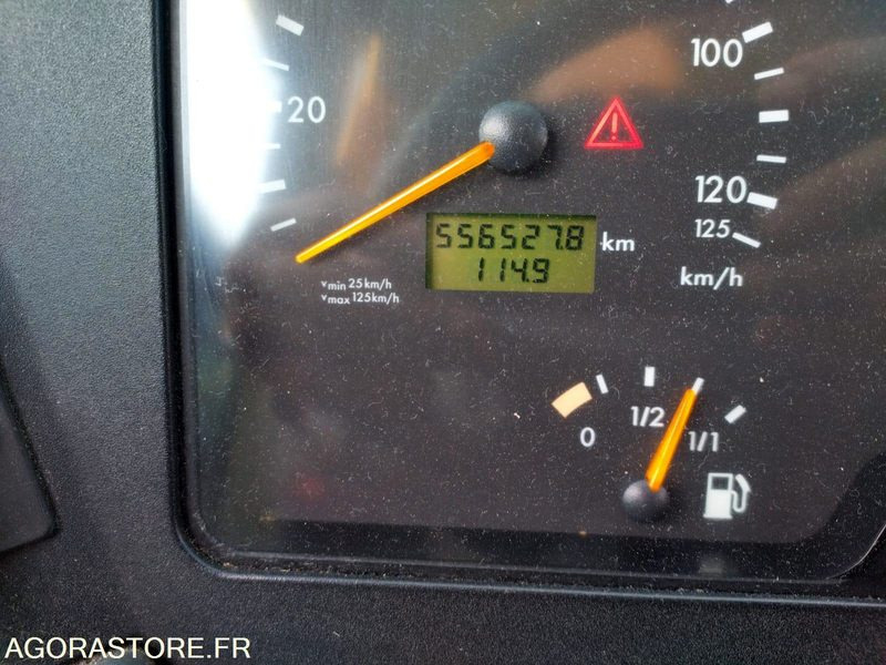 AUTOCAR SETRA 415 GT / 2006 / 556527 KM / 49 PLACES+WC / BVM / 1ERE MAIN - Туристический автобус: фото 5 AUTOCAR SETRA 415 GT / 2006 / 556527 KM / 49 PLACES+WC / BVM / 1ERE MAIN - Туристический автобус: фото 5