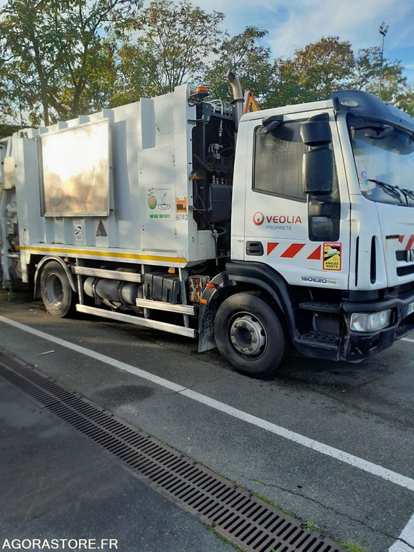 BOM 16T IVECO GNC NON ROULANT( 6042-66ICAM571X) - Мусоровоз: фото 3 BOM 16T IVECO GNC NON ROULANT( 6042-66ICAM571X) - Мусоровоз: фото 3