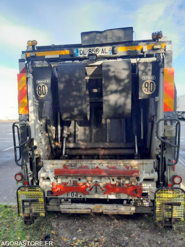 BOM 16T IVECO GNC NON ROULANT( 6042-66ICAM571X) - Мусоровоз: фото 4 BOM 16T IVECO GNC NON ROULANT( 6042-66ICAM571X) - Мусоровоз: фото 4