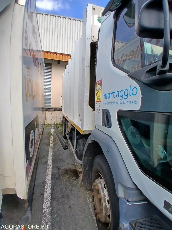 BOM 19 T RENAULT 270 DCI - 2002 - 370 889km - Мусоровоз: фото 5 BOM 19 T RENAULT 270 DCI - 2002 - 370 889km - Мусоровоз: фото 5