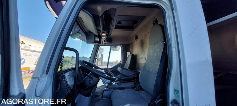 BOM RENAULT PREMIUM - 2003 - 475647kms - Мусоровоз: фото 5 BOM RENAULT PREMIUM - 2003 - 475647kms - Мусоровоз: фото 5