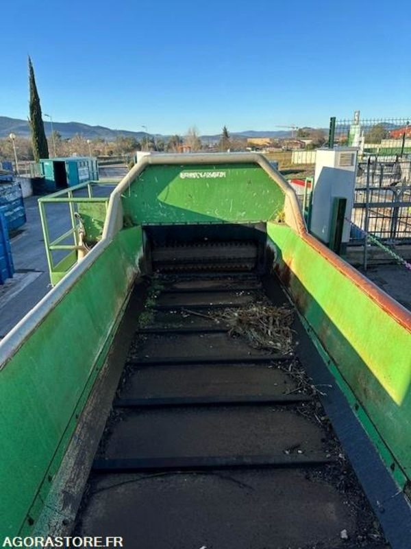 BROYEUR FIXE HANTSCH M2A 1400 2205h - Кормораздатчик: фото 3 BROYEUR FIXE HANTSCH M2A 1400 2205h - Кормораздатчик: фото 3