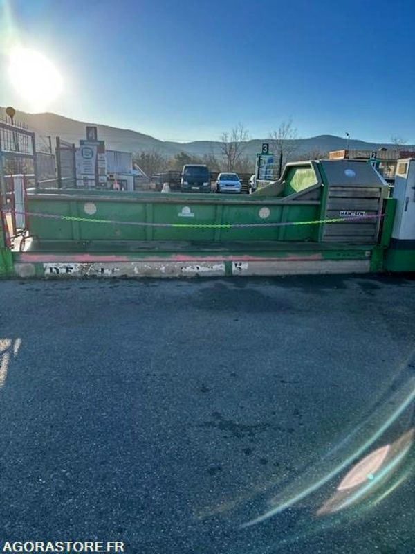 BROYEUR FIXE HANTSCH M2A 1400 2205h - Кормораздатчик: фото 4 BROYEUR FIXE HANTSCH M2A 1400 2205h - Кормораздатчик: фото 4