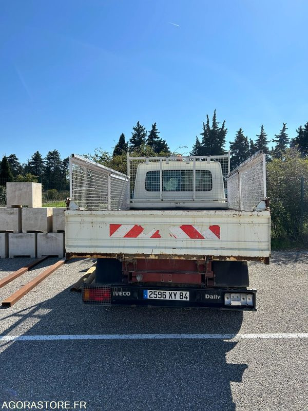 CAMION BENNE IVECO DAILY - Цельнометаллический фургон: фото 2 CAMION BENNE IVECO DAILY - Цельнометаллический фургон: фото 2