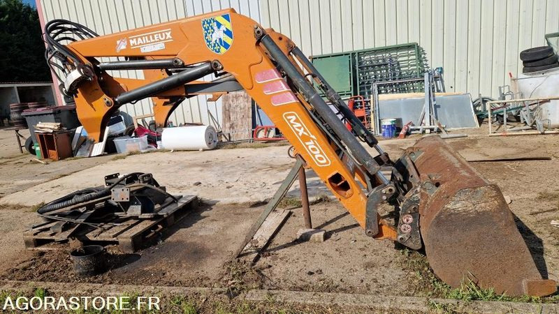 CHARGEUR MAILLEUX MX 100 - Трактор: фото 3 CHARGEUR MAILLEUX MX 100 - Трактор: фото 3